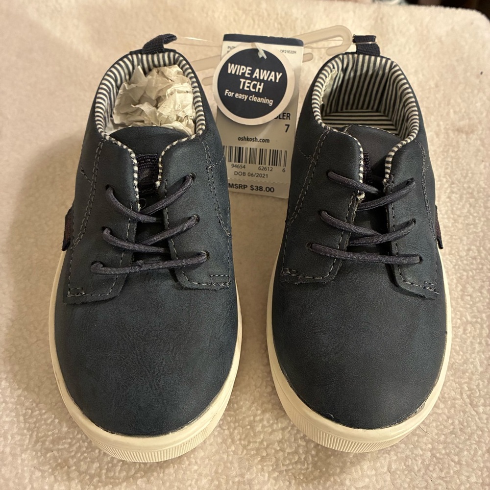 NWT OshKosh B'gosh Toddler 7T Dark Blue Dress Casual Shoes Easy Clean Preppy - Picture 2 of 5